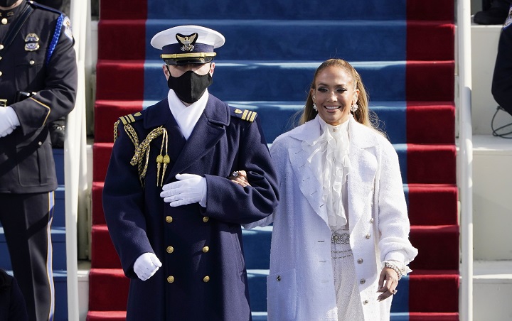 Jennifer López fue una de las cantantes que participó en la ceremonia inaugural en el frente oeste del Capitolio de los Estados Unidos./Foto AFP