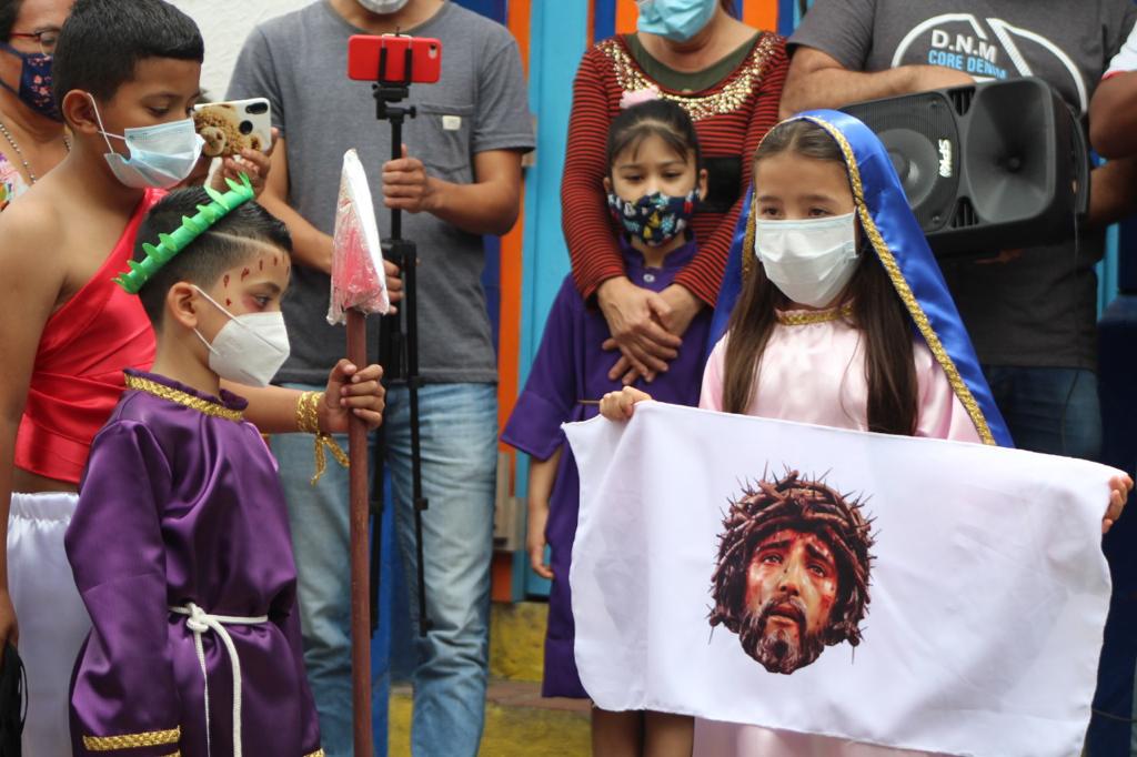 Los niños fueron los protagonistas de los actos.
