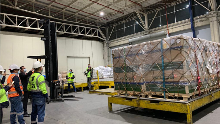 Llegaron a Colombia primera 480.000 vacunas de Janssen 