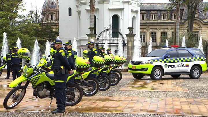 Policía Nacional presenta su nueva imagen, previo al 20 de julio