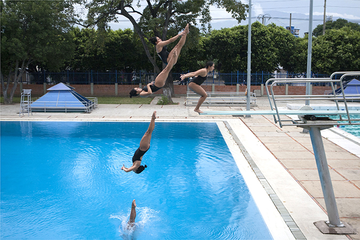 Angie Rincón fue gimnasta y hace dos años dio el salto a los clavados. Foto: @juanpcohen