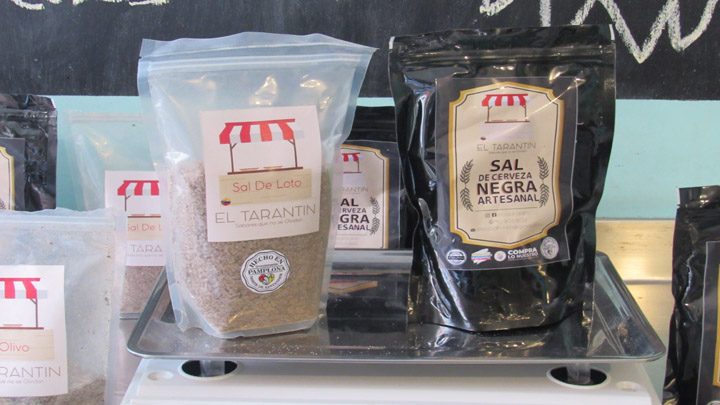 Sales para adobar carnes, pescados y otros alimentos.
