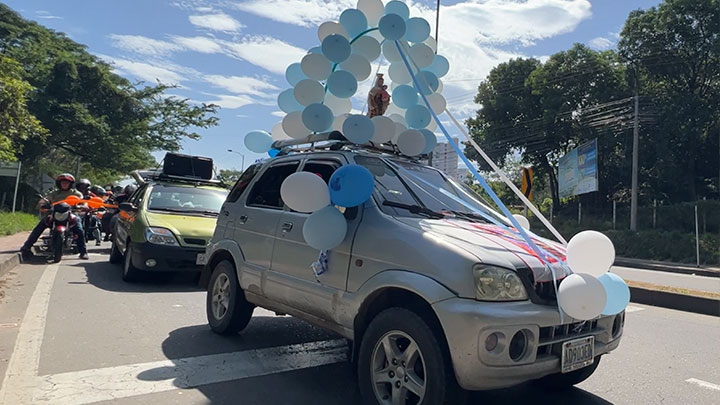 Con caravanas, los mineros celebraron su día y exaltaron a su patrona la Virgen del Carmen. / Foto: Cortesía