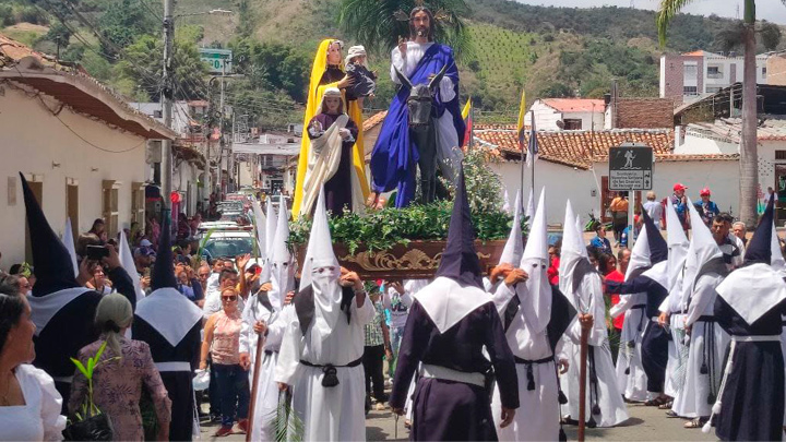 En Ocaña las actividades religiosas se cumplen en total normalidad.