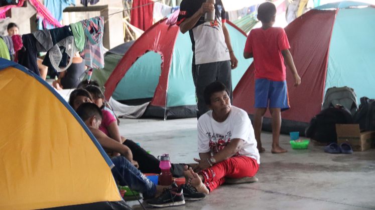 980 indígenas hay en el lugar
