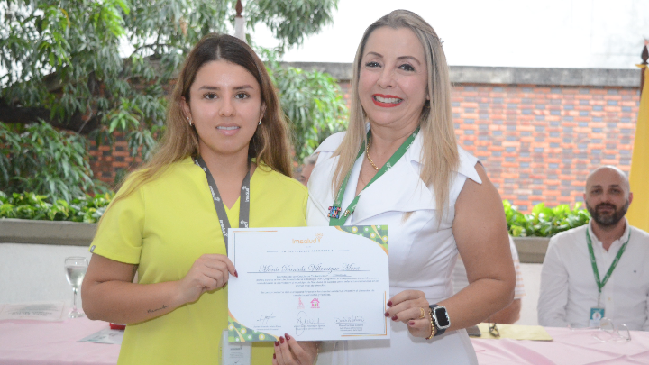 Certificación IAMI por alto estándar de servicio a las mujeres y los niños.