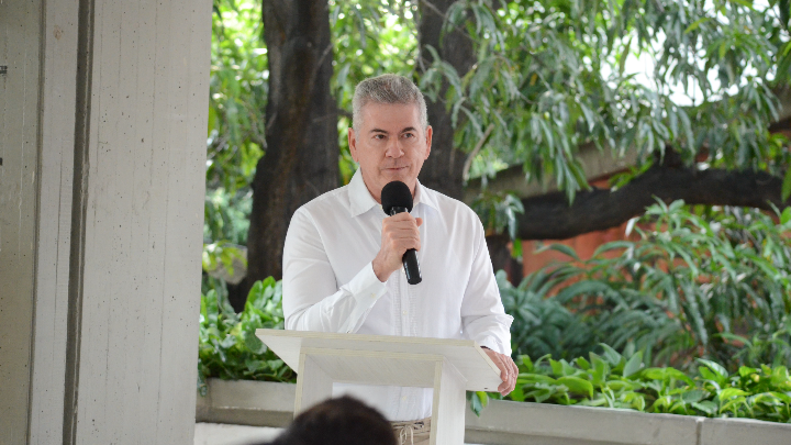 Certificación IAMI por alto estándar de servicio a las mujeres y los niños.