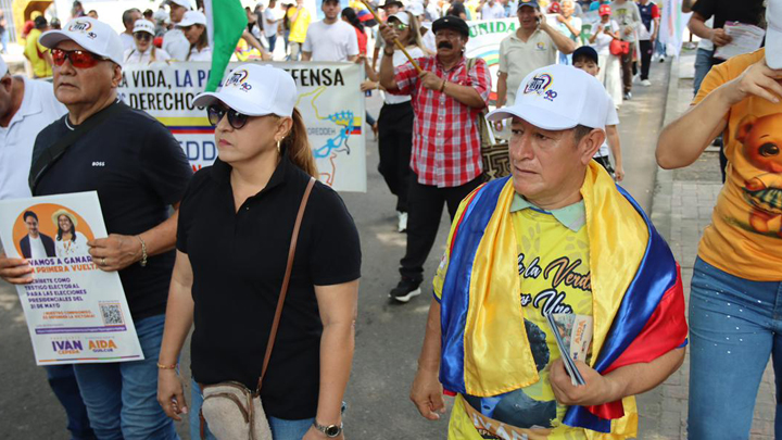 Ciudadanos y trabajadores salieron los calles de Cúcuta. 