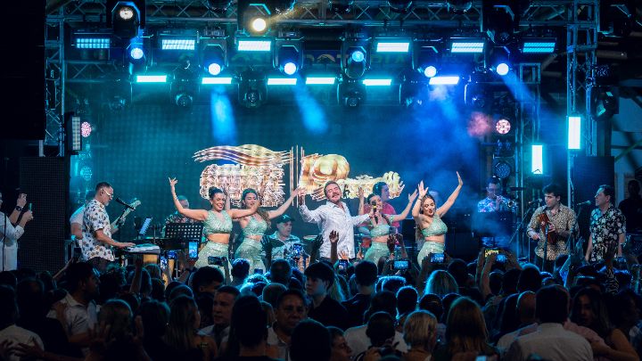 Artistas locales, nacionales e internacionales se dan cita todos los viernes en las veladas culturales/Foto: Cortesía