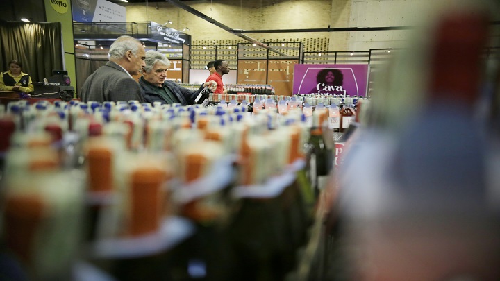 Platos típicos seducidos por el buen vino./Foto: Colprensa