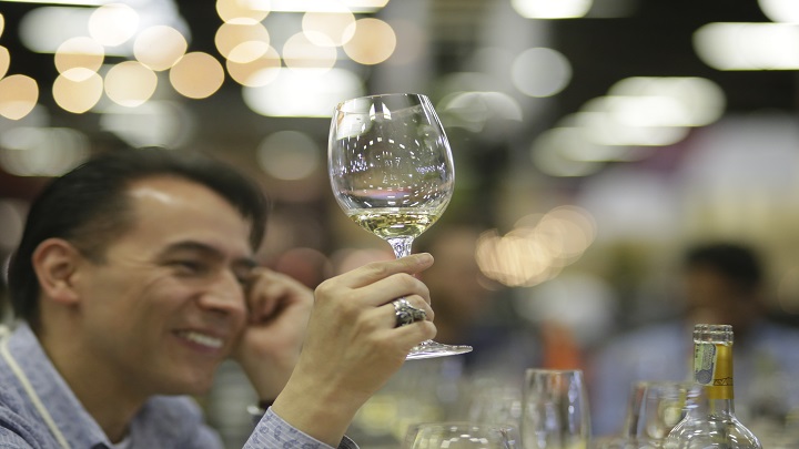 Platos típicos seducidos por el buen vino./Foto: Colprensa