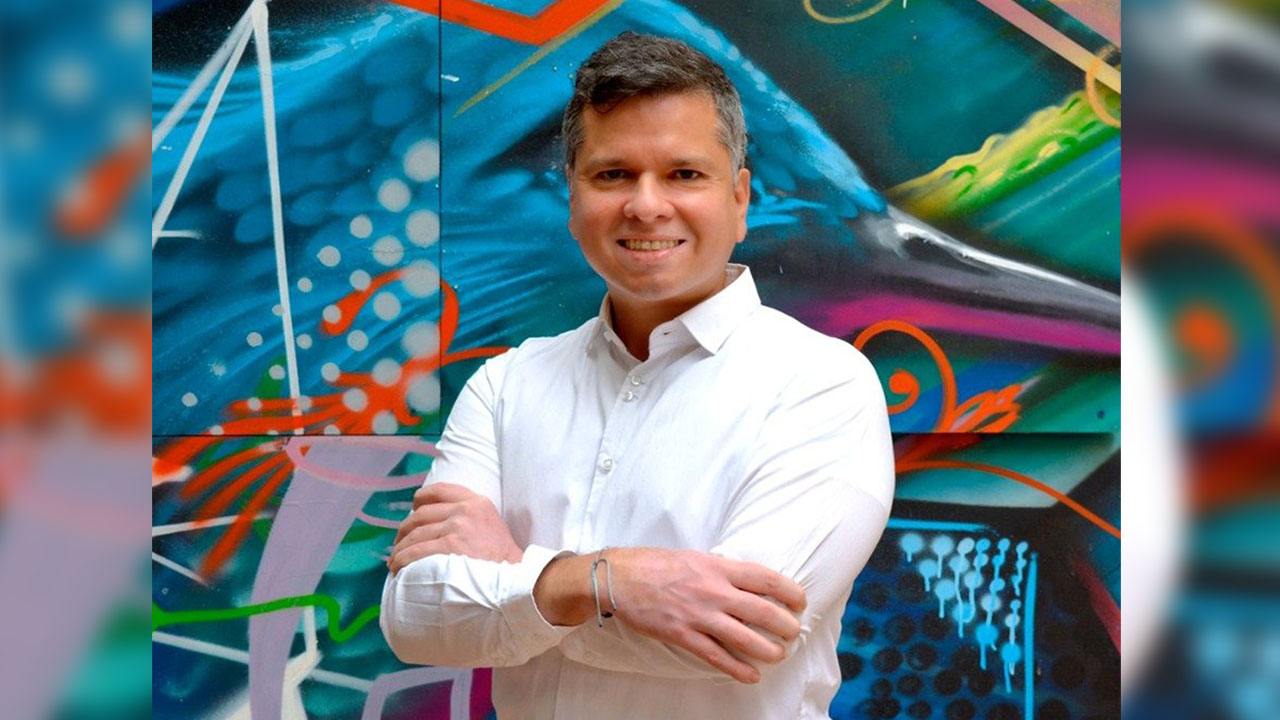 Gustavo La-Rotta Santander. 