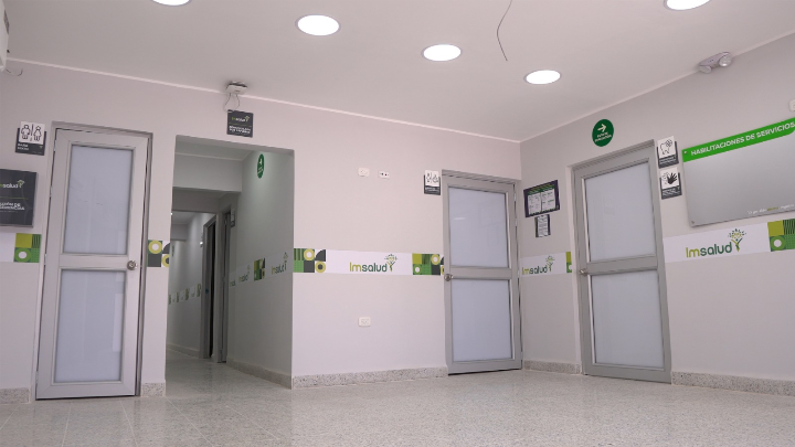 IPS La Florestas, espacios internos.
