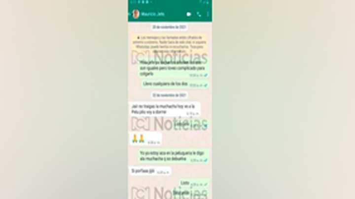 El chat que habría escrito Mauricio Leal y que empleada pone en duda