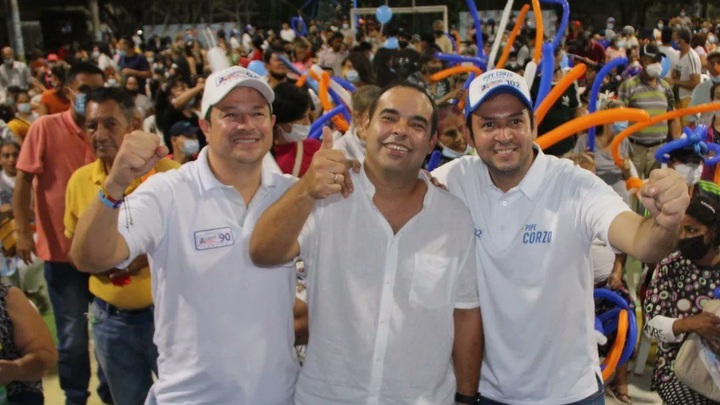 Centros