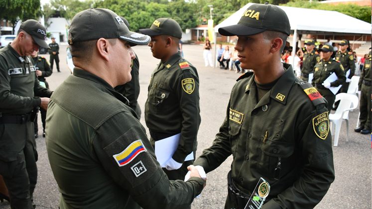Policía