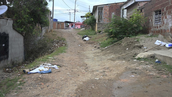 calle de Camilo Daza sin pavimentar