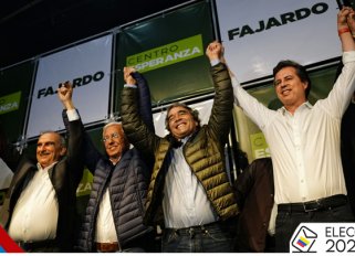 RESPALDO DE LOS MIEMBROS DE LA CENTRO ESPERANZA A SERGIO FAJARDO