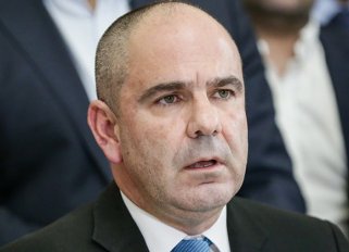Director-del-senado