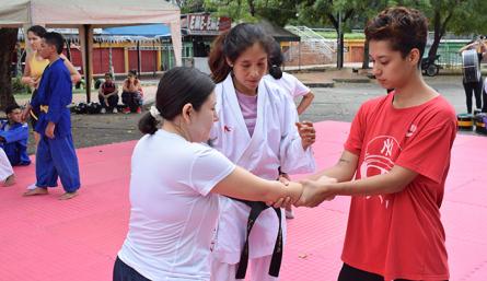 Defensa personal en mujeres