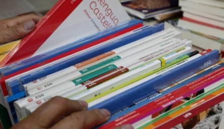 Los acudientes señalan que los libros nunca se usan por completo, por lo que muchas páginas y actividades al final del año se pierden. / Foto: Cortesía 
