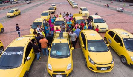 Sin bloqueos transcurrió una nueva jornada de protestas de taxistas