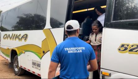 El transporte escolar quedó garantizado para escolares venezolanos y niños del sector rural/Foto cortesía