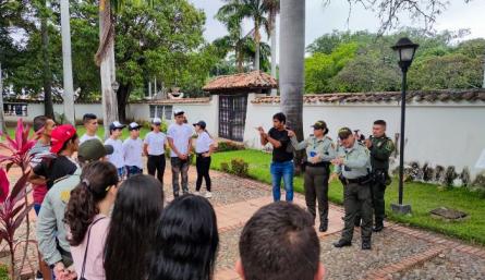 Esta es la primera actividad que se realiza y se convierte en un piloto para llegar a otras instituciones y sitios turísticos.  / Fotos: Cortesía / La Opinión 