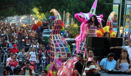 Este año la marcha del Orgullo Diverso será el 2 de julio./Foto Archivo/La Opinión