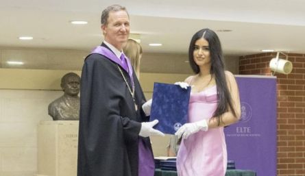 Se graduó con honores de una de las mejores universidades de Europa. Actualmente trabaja para la ONU./ Fotos: Cortesía / La Opinión 