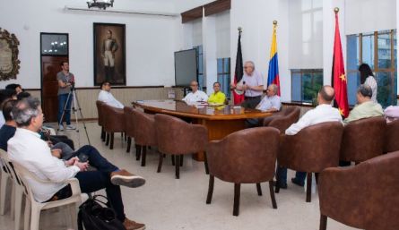 El lanzamiento oficial del Diplomado se realizó en el despacho del alcalde de Cúcuta, Jairo Yáñez Rodríguez, en presencia de los organizadores, representantes de diversos colectivos civiles, juntas de acción comunal y líderes sociales. 