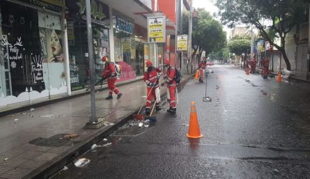 Veolia anunció medidas especiales para el aseo.