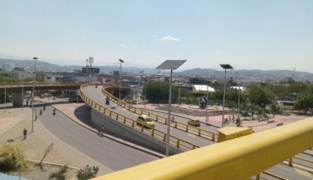 Intersección vial de la terminal o el Indio/Foto Orlando Carvajal/La Opinión