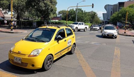 No hay quién controle el tráfico automotor en las vías/Foto Orlando Carvajal/La Opinión