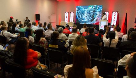 Presentación del informe de gestión de Veolia 2023./Foto Juan Pablo Cohen/La Opinión