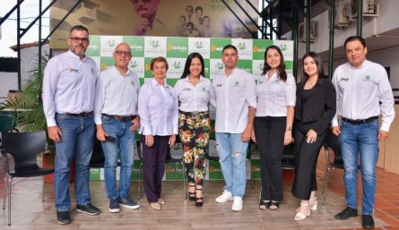 Parte del equipo del programa de radio institucional de la Unisimón. / Foto: Cortesía / La Opinión 