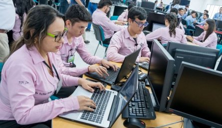 hasta el próximo domingo estará abierto el proceso de registro en programas virtuales, y que se abrirá nuevamente en agosto./Foto cortesía