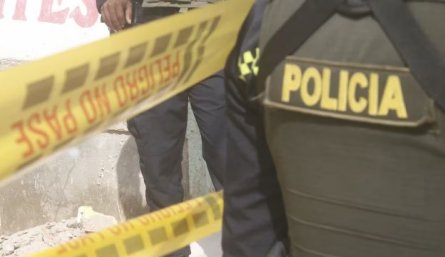Cinta-Policia