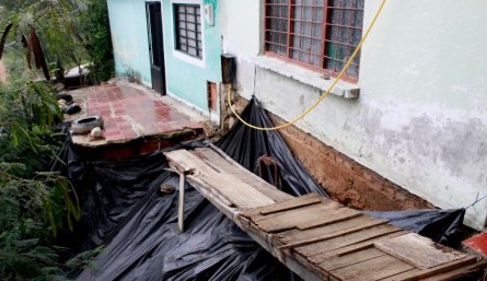  Casa en riesgo por las lluvias