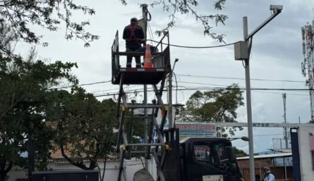 En este sitio de la avenida 7 con calle 15, en El Salado, se atentó contra una cámara de fotodetección./Foto Cortesía