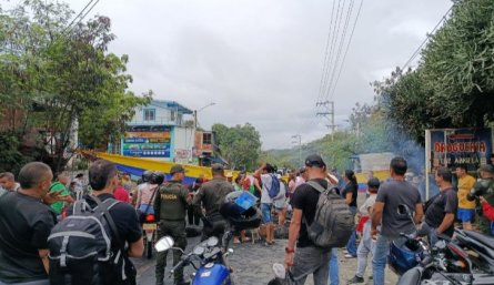Protesta en la comuna 8.