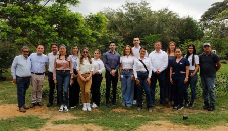 En el Parce Cementerio La Esperanza se llevó a cabo la actividad ecológica con participación de empresarios de la región./Foto Stefany Peñaloza
