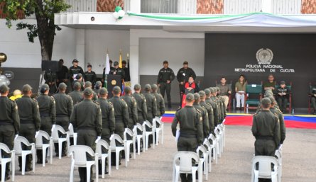 28 auxiliares de Policía juraron bandera y apoyarán labores de prevención en Cúcuta