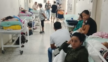 La unidad de urgencias del Erasmo Meoz permanece colapsada todos los días/Foto Gabriel Barrera/La Opinión