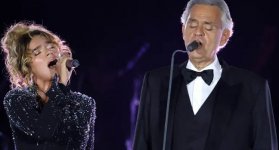 Karol-g-y-andrea-bocelli