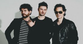 Los Revéz debutan con ‘Quiero Que Vengas’, una invitación directa al rock sin filtros.