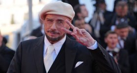 Video viral del nuevo aspecto de John Travolta causa revuelo: “Parece de 20”