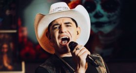 Eider Ortiz, el campesino que convierte el sonido del Catatumbo en fenómeno musical.