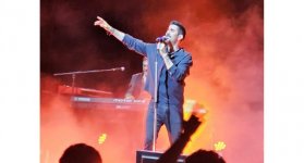 El cantante español Alex Ubago regresa a Colombia con 'Que pides tu'.