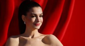 Anne Hathaway